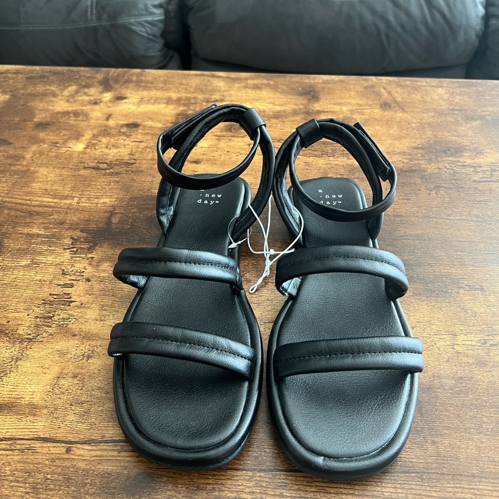 A new day sandals with ankle strap size 8